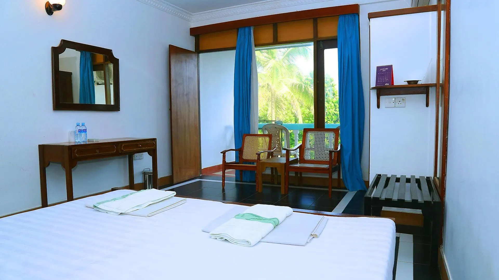 Topaz Beach Hotel Negombo 3*,  Sri Lanka