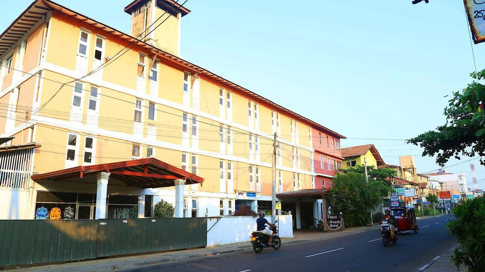 Topaz Beach Hotel Negombo