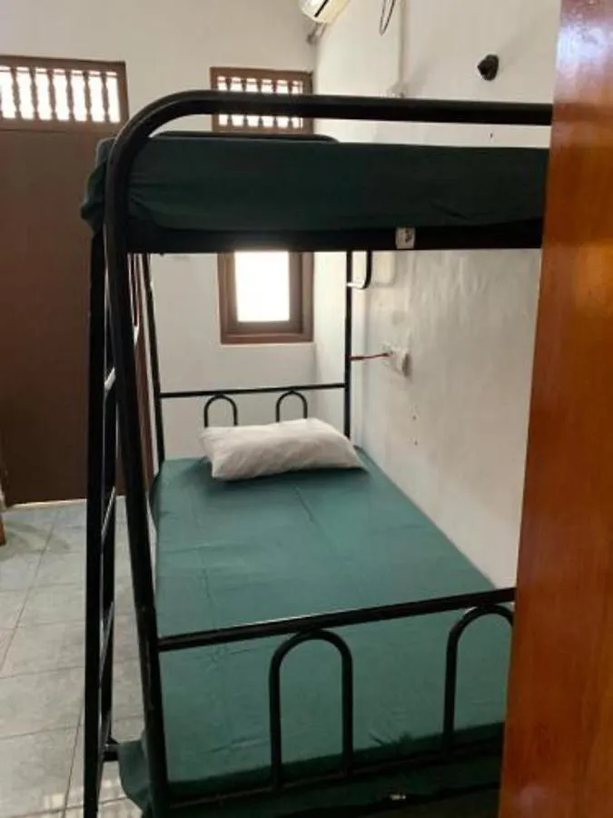 Topaz Beach Hotel Negombo 3*,